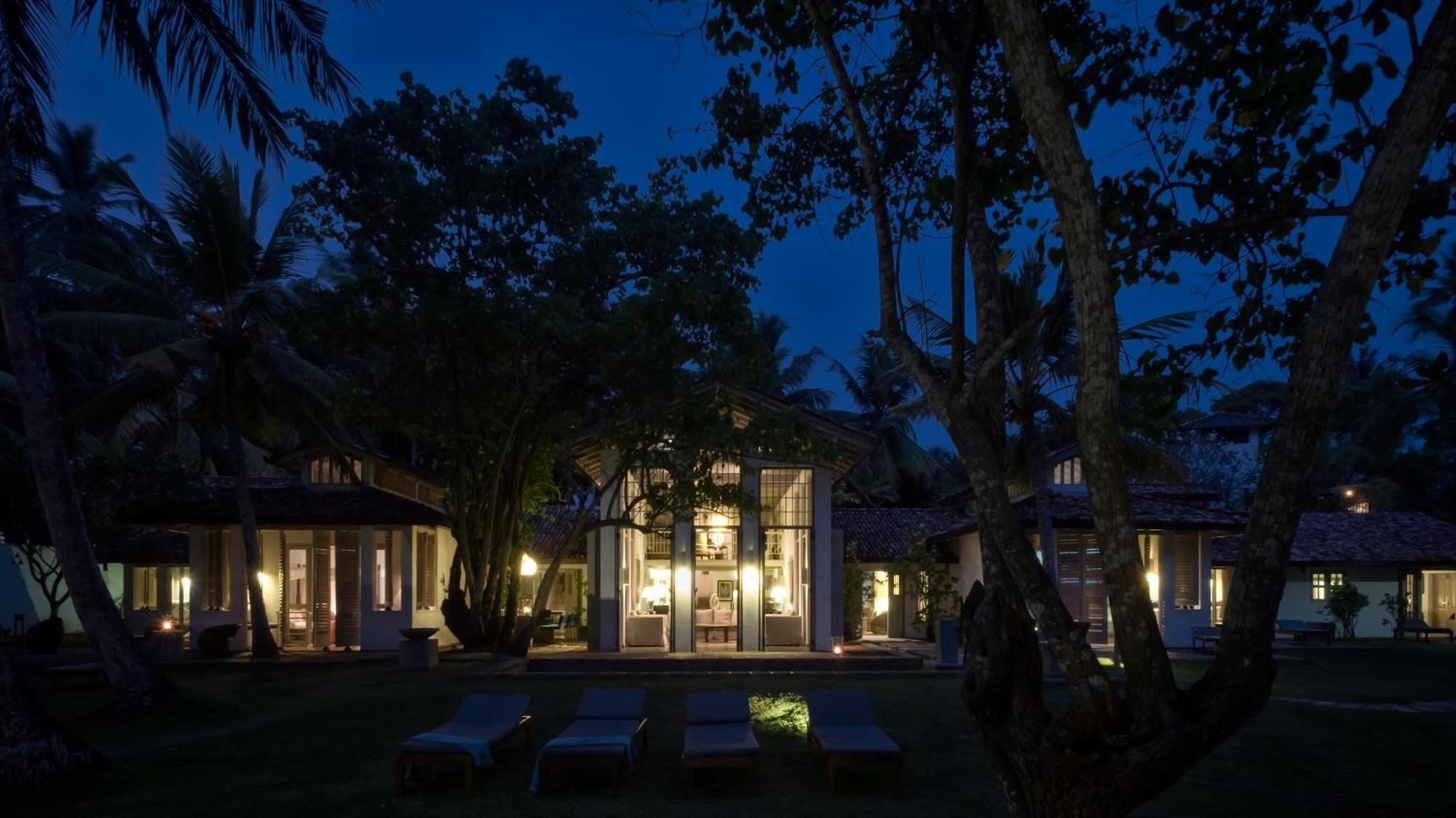 Satin Doll Hotel Unawatuna Exterior photo