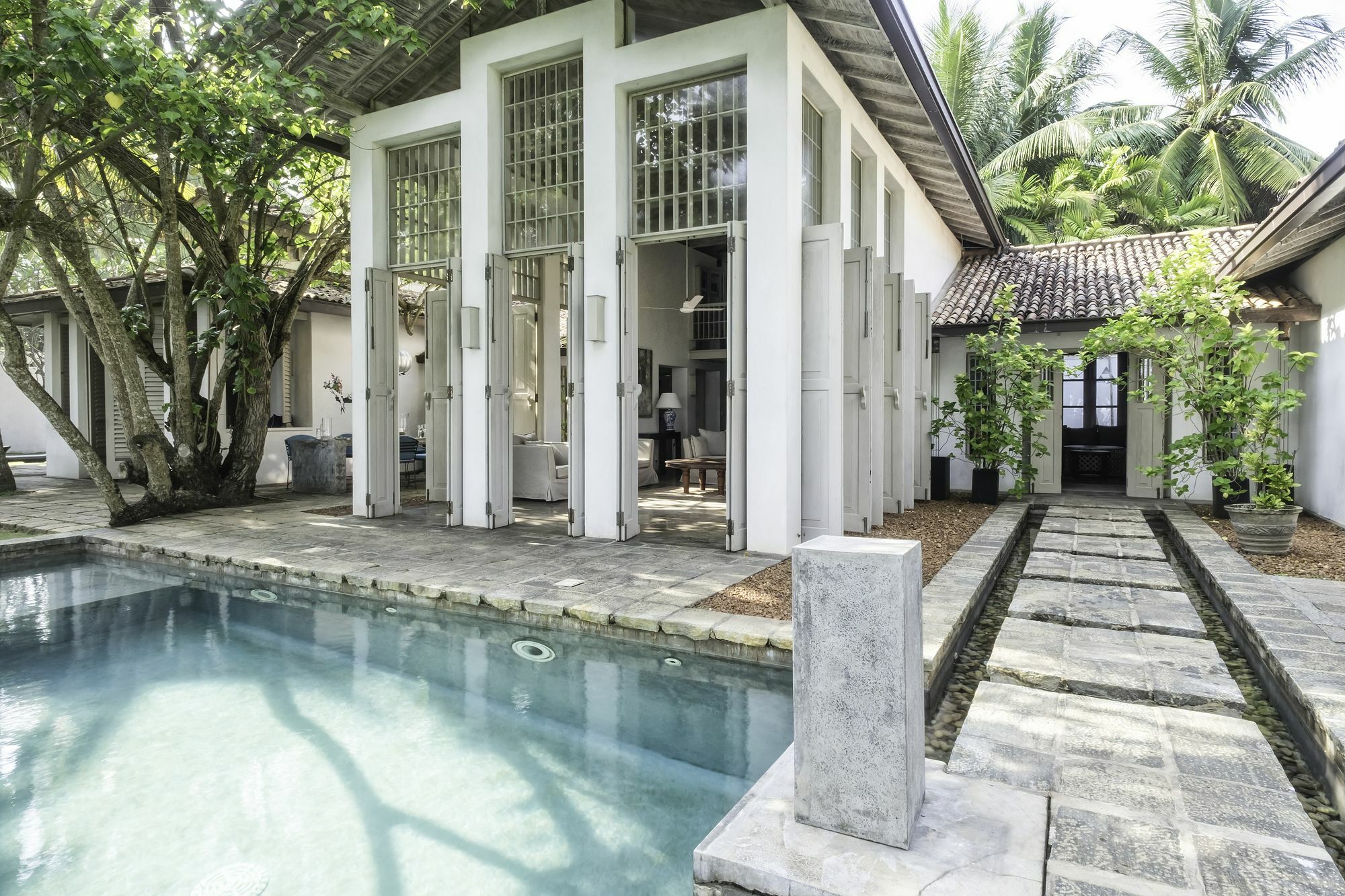 Satin Doll Hotel Unawatuna Exterior photo