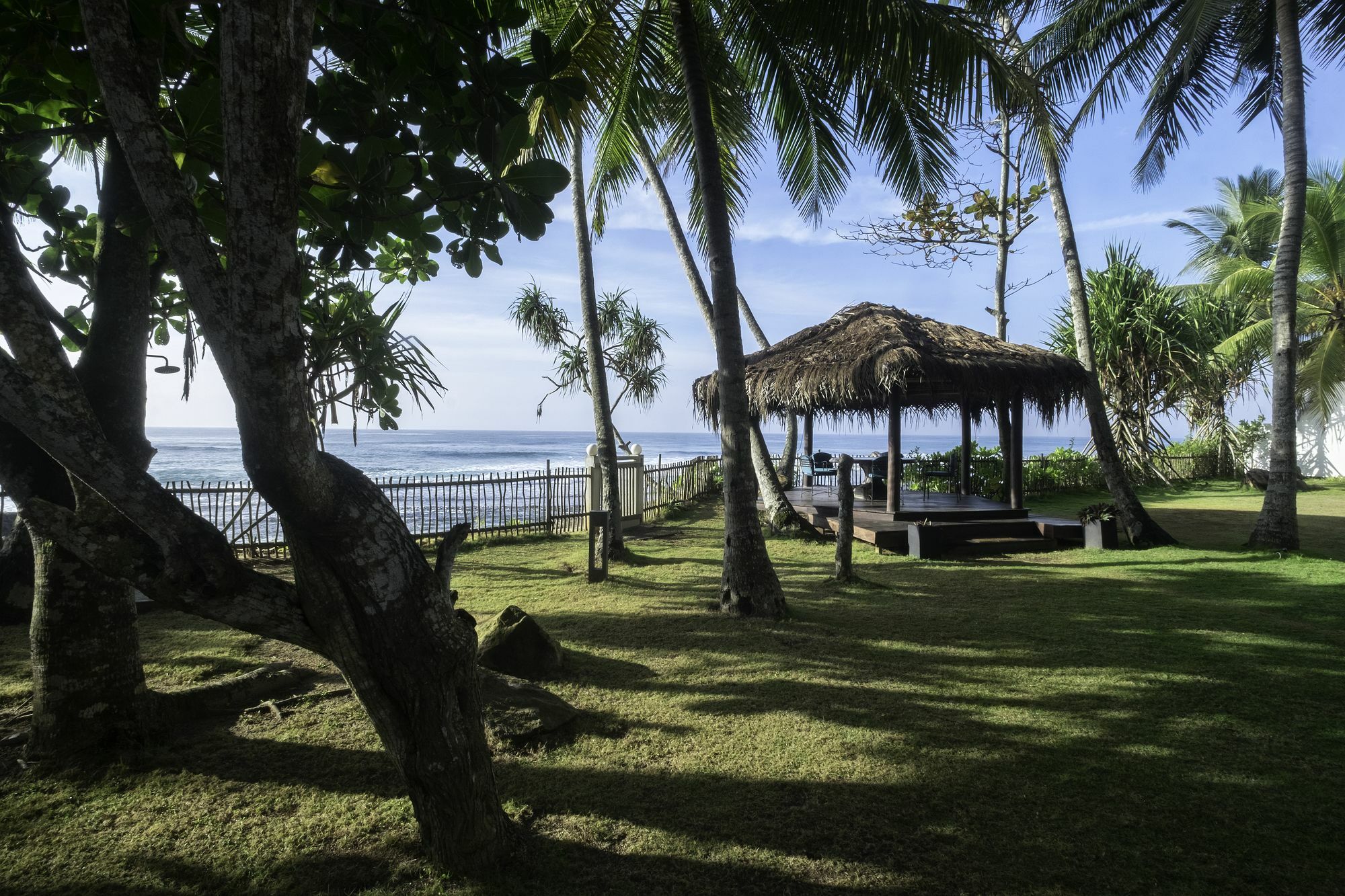 Satin Doll Hotel Unawatuna Exterior photo